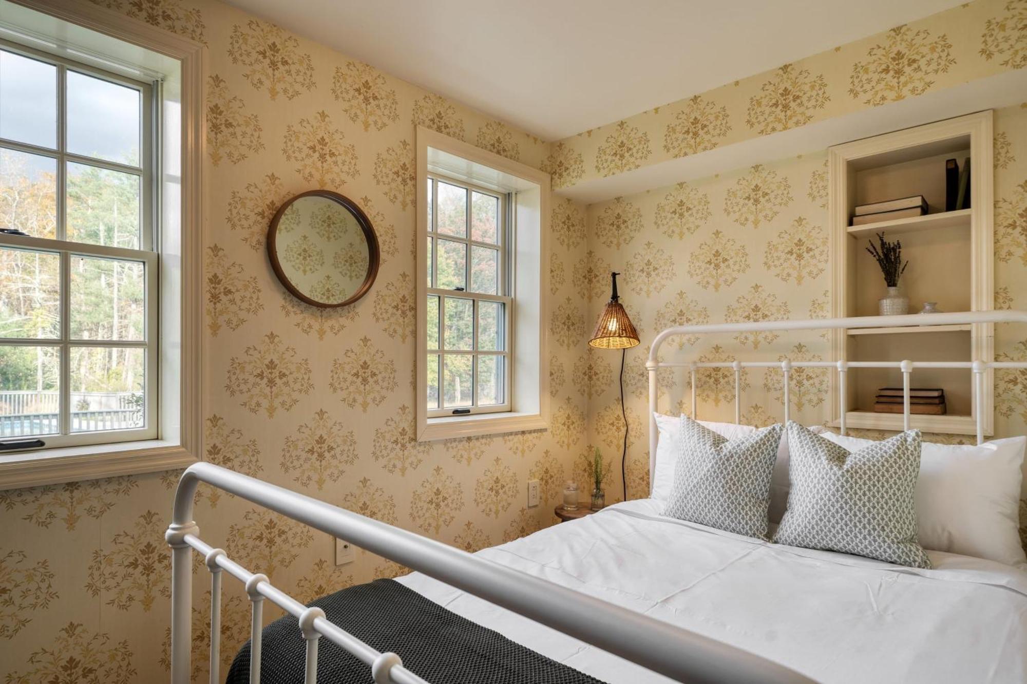 Cortland By Avantstay Charming Heritage Estate W Private Lake Pool Saugerties Dış mekan fotoğraf