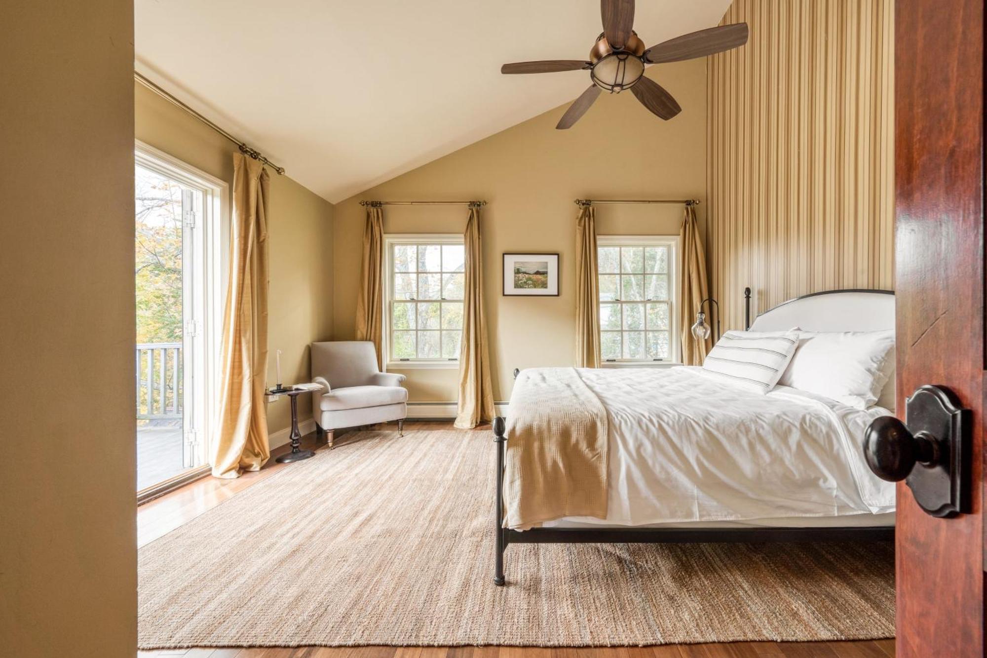 Cortland By Avantstay Charming Heritage Estate W Private Lake Pool Saugerties Dış mekan fotoğraf